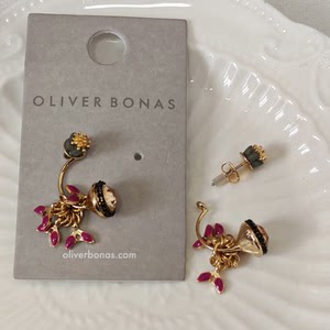 Oliver bonas花朵多戴款耳钉耳饰  。英国小众品牌