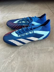 阿迪达斯猎鹰.1足球鞋AG sample版，42.5尺码，全