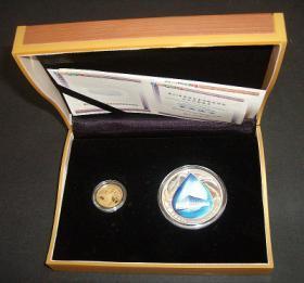 *2008年北京奥运会奥运场馆彩色金银纪念章原包装