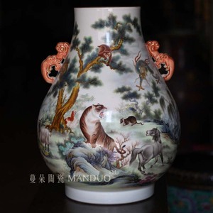 乾隆官窑粉彩十二生肖瓷器双耳樽 手绘粉彩简约十二生肖花瓶