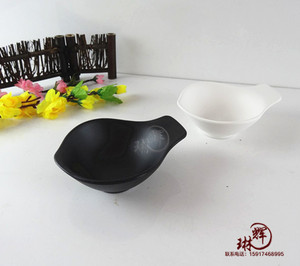 日式仿瓷密胺单耳碗耳朵碗有柄饭碗汤碗三创黑白色磨砂日韩餐具