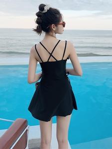 极速女生泳衣韩版保守2023泡温泉性感小胸显瘦遮肚连身裙式两件式