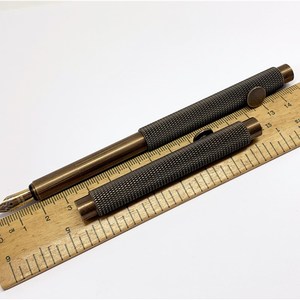 一款收纳起来只有8.5cm的便携式口袋钢笔 黄铜手作笔杆使用墨胆