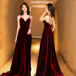 明星同款礼服2023年女红色丝绒宴会高贵优雅长裙名媛吊带修身气质
