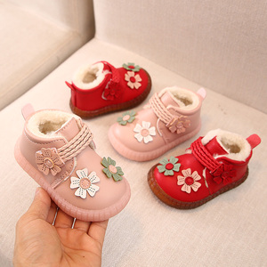 女宝宝鞋子公主0-1岁3婴儿学步鞋4软底女童防滑棉鞋秋冬季皮保暖2