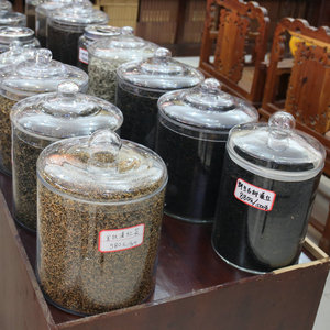 玻璃密封罐储物罐直身大口茶叶罐陈皮药材干货防潮标本陈列罐子