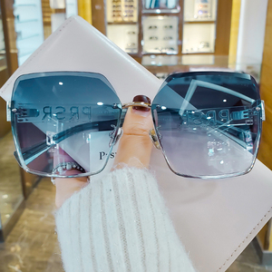 帕莎2021新款太阳镜女个性无框切边时尚大框显瘦潮街拍墨镜PS2043