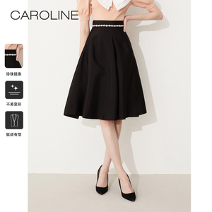 CAROLINE卡洛琳2023夏季新款甜美珍珠点缀黑色伞裙收腰半身裙