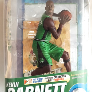NBA 18代 麦克法兰 加内特（Garnett）人偶模型 限量版 1492/3000
