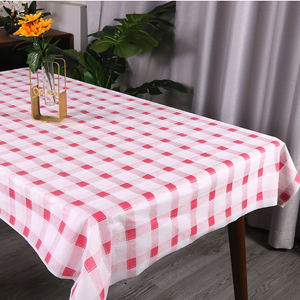 加厚无塑料感一次性桌布纸塑防水防油免洗长方形圆桌餐布台布红格