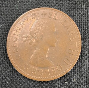 英国1便士 不列颠女神 31mm大铜币 随机一枚