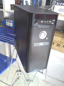 原装拆机AOC多彩技展网吧机箱成色不错价格便宜二手电脑主机箱