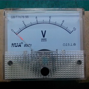 ★85C1-V华伟指针直流电压表机械模拟表头DC1V2V3V5V10V100V500V