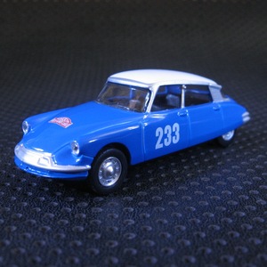 约1:64法国挪威尔Norev合金车模 雪铁龙Citroen DS 卡装