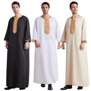 中东八分袖绣花巴基斯坦沙特迪拜阿联酋旅游长袍男士长款服装套装