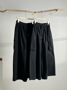 荷谟  设计感工装风大口袋日系黑色松紧高腰阔腿休闲裤显瘦吊裆裤