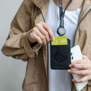 NYA日本惊讶猫咪ne-net证件套公交卡学生卡包挂脖子伸缩绳子卡夾