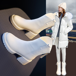 白色马丁靴女2022新款高跟靴子英伦风秋季厚底粗跟短靴秋冬中筒靴