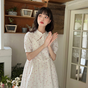 红色蝴蝶结刺绣新中式连衣裙白色长裙