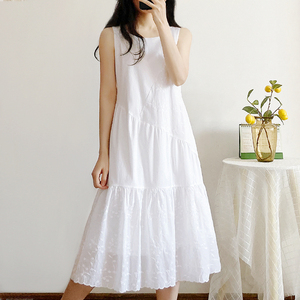 夏季日系棉布拼接刺绣圆领背心裙中长款小个子宽松白色无袖连衣裙