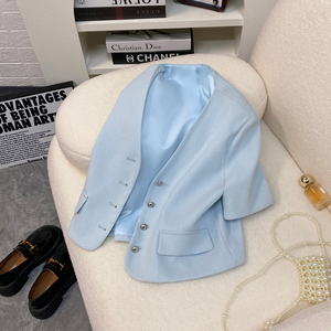淡蓝色小香风西装外套女2024年夏季新款V领设计流行气质百搭西服