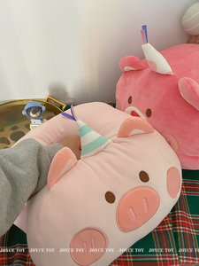 小猪抱枕可插手暖手捂学生少女心午睡趴睡枕头靠垫宿舍可爱冬季软