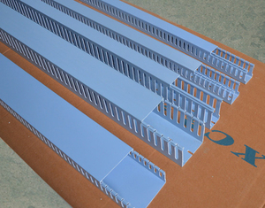 4040PVC塑料行线槽40*40蓝色配电箱线槽走线槽  控制柜线槽整箱
