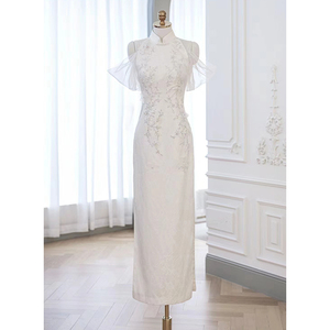 白色旗袍敬酒服新娘2024新款结婚回门新中式订婚礼服裙高级感夏季