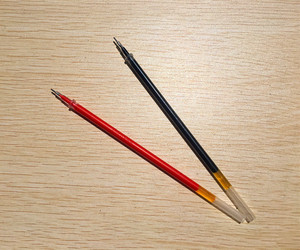 百金文具中性笔芯学生水笔替芯办公签字笔笔芯0.5mm 400支/盒
