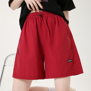 红色工装短裤女夏季2023新款高腰日系休闲沙滩宽松速干运动五分裤