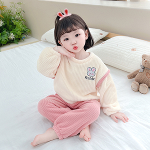 女宝宝新款冬季法兰绒睡衣2023女童韩版洋气加厚套装1--6岁两件套