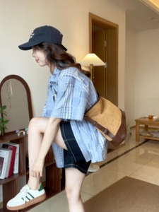 韩版chic格子拼接短袖衬衫女夏季设计感小众高级感蓝色开衫衬衣潮