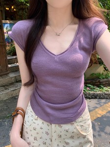 紫色v领短袖针织衫女夏季设计感褶皱收腰不规则短款修身t恤上衣服