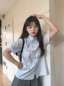 蓝色短袖衬衫女夏季学院风甜美宽松纯色衬衣韩系高级感褶皱上衣潮