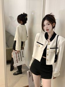 新款韩版时尚修身显瘦立领短款金扣薄款呢子外套小西装小西服女春