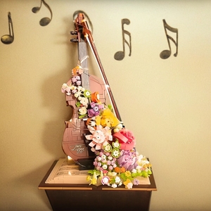 贝乐迪小提琴积木拼装玩具乐器模型永生花创意摆件送女生生日礼物