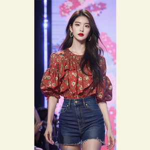 2024夏季新款韩系独特别致漂亮上衣设计感小众红色碎花灯笼袖衬衫