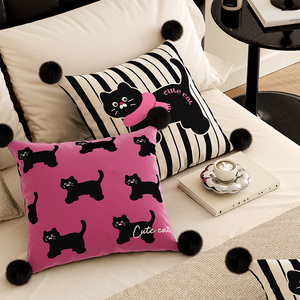 猫猫系列沙发客厅抱枕奶油色ins风卡通车载靠枕腰枕床头午睡靠垫