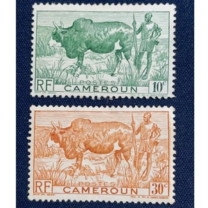 法属喀麦隆邮票 1946年 雕刻版 牧牛人 上枚无胶下枚有贴