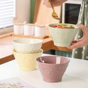 陶瓷碗创意浮雕家用米饭碗餐具2023新款网红卡通可爱甜品碗釉下彩