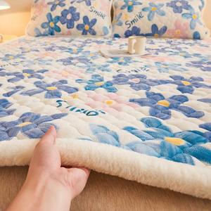 床褥垫毛毯垫子床垫双人铺床加厚珊瑚绒家用宿舍卧室牛奶绒榻榻米