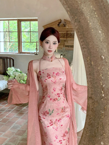 自制粉序平领开叉挂脖国风改良旗袍新中式修身显瘦粉色吊带连衣裙