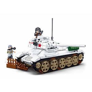 小鲁班军事积木抗美援朝坦克模型益智拼装玩具男孩二战T34-85坦克