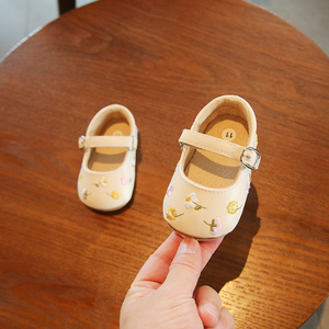 秋季一岁女宝宝公主学步鞋软底6-12个月婴儿步前些婴幼儿鞋子春秋