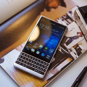 BlackBerry/黑莓 KEY2全键盘双卡keyong2 移动联通电信4G安卓手机