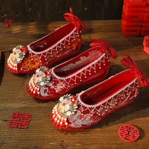 中式秀禾服鞋增高珍珠流苏明制汉服婚鞋女古风红色新娘结婚绣花鞋
