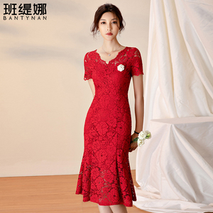 气质红色蕾丝连衣裙夏季新款V领镂空小香风女裙中长款鱼尾裙子