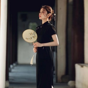 长旗袍改良版2024黑色中年妈妈款气质显瘦礼服日常复古连衣裙斜襟