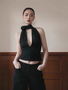 MYONYOU 原创小众设计玫瑰花装饰后露背飘带性感辣妹黑色吊带背心