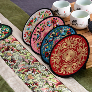 现代中式布艺刺绣碗垫创意隔热垫红色黄色绣花出国礼品杯垫